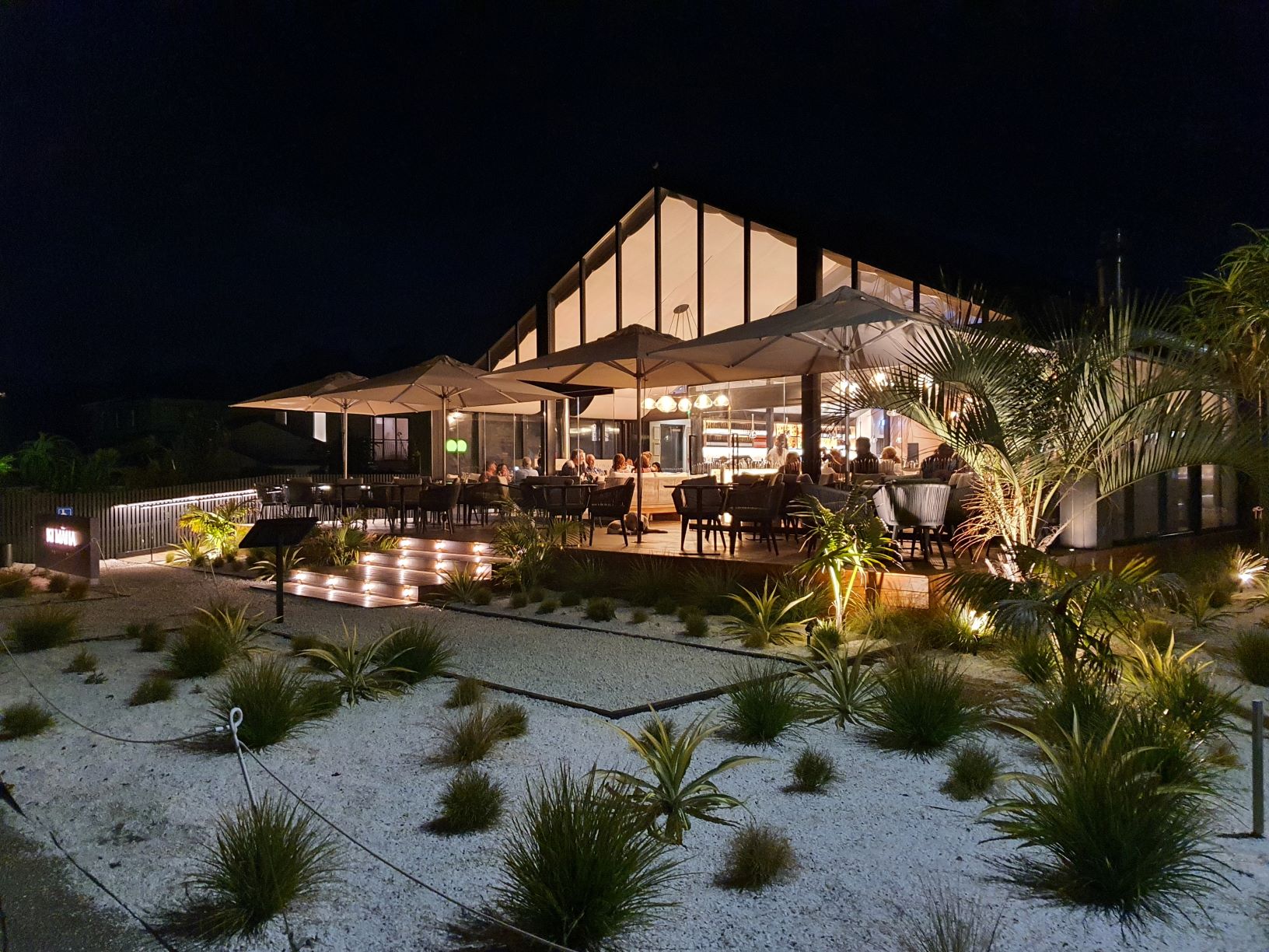 Ki Maha at night