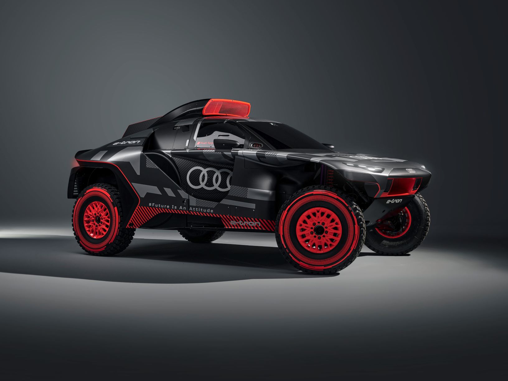 Front view of Audi's RS Q e-tron