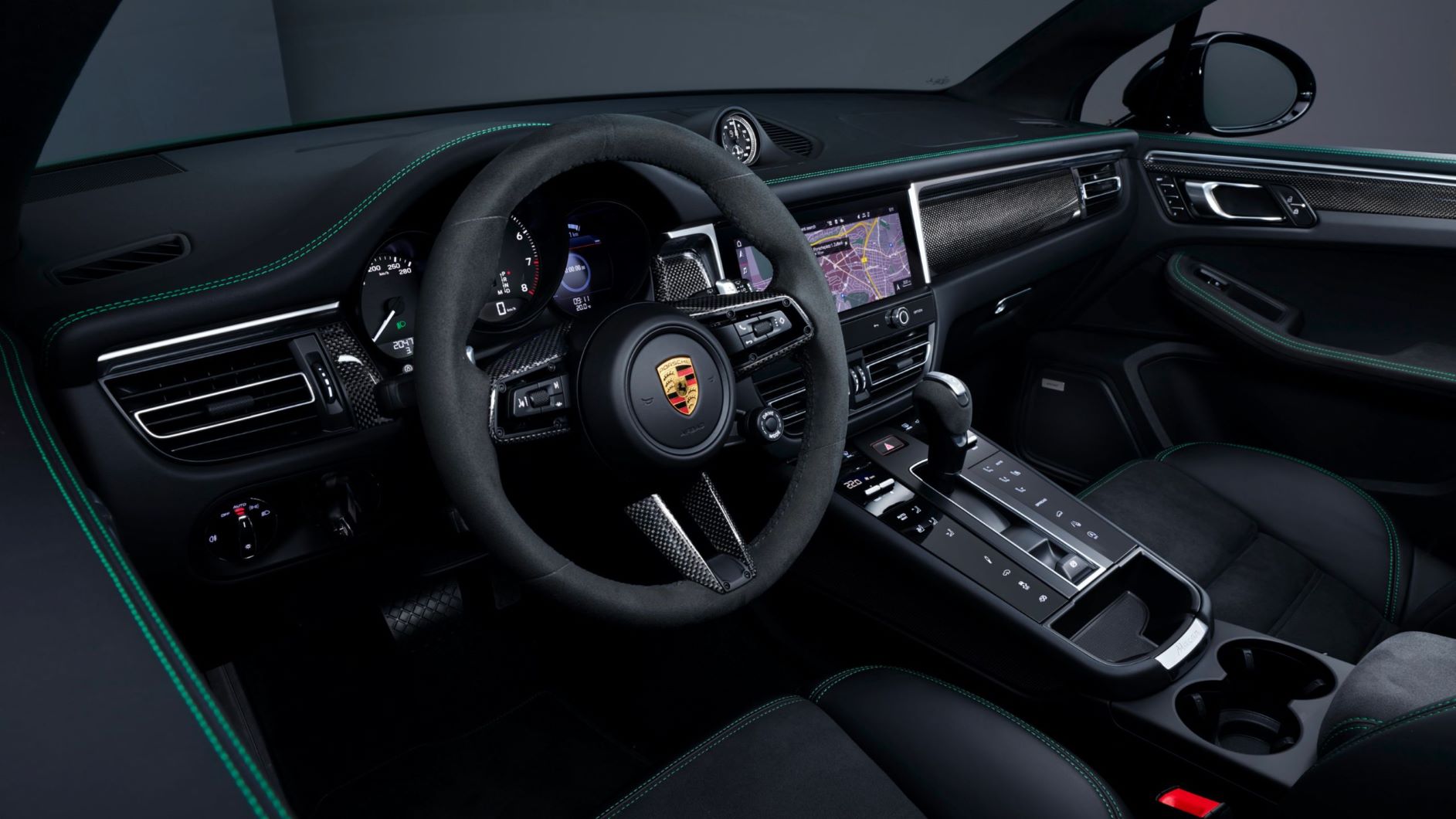 Interior of the 2022 Porsche Macan GTS