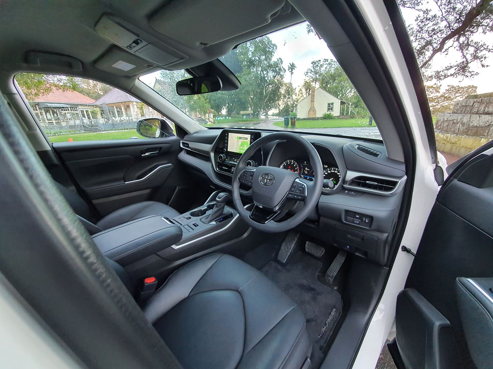 Interior of the 2021 Toyota Highlander Limited