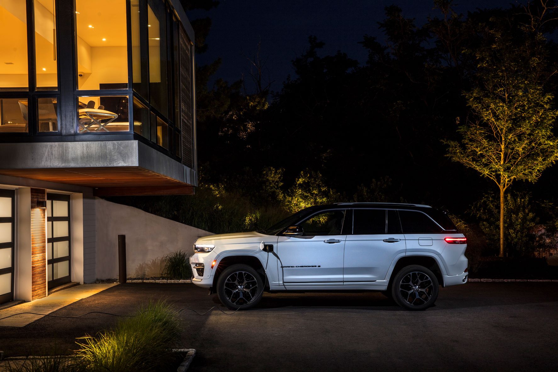 Jeep's new Grand Cherokee 4xe PHEV