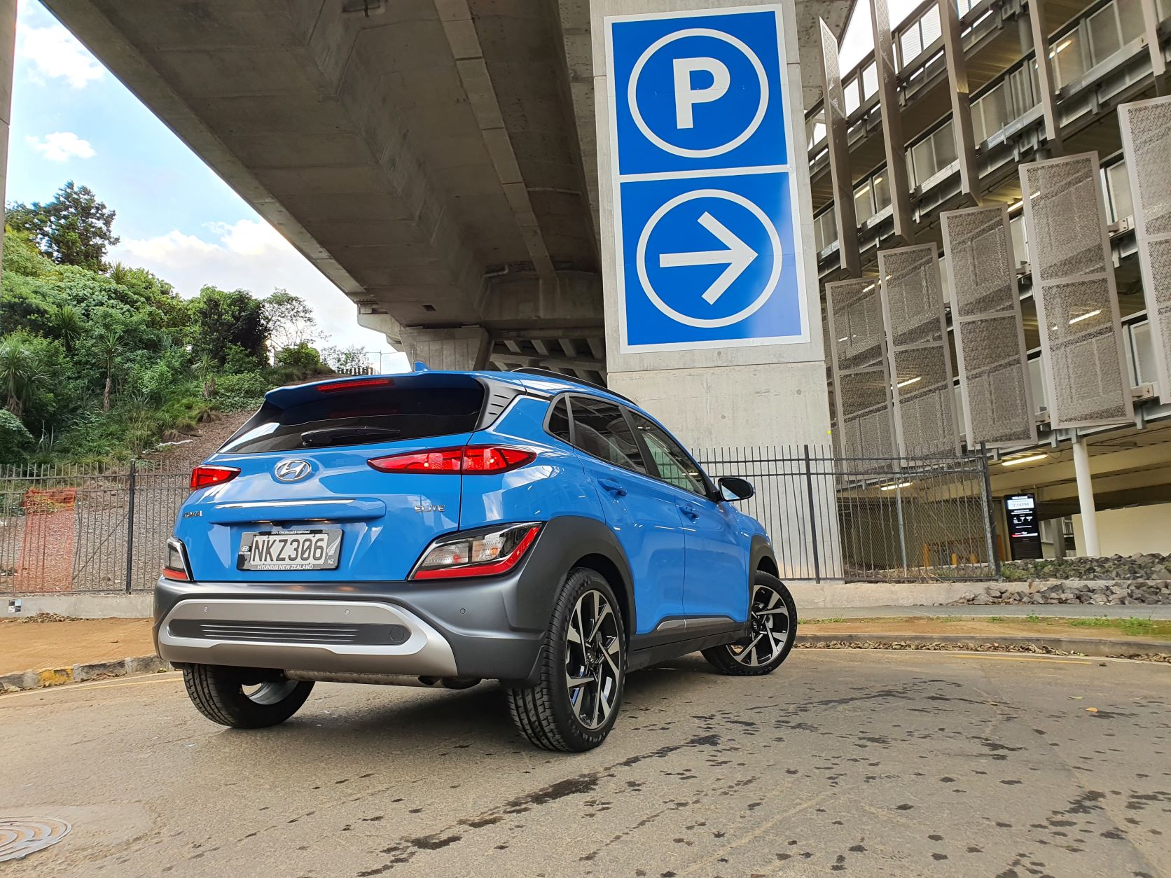 Rear three quarters view of the new Hyundai Kona Elite