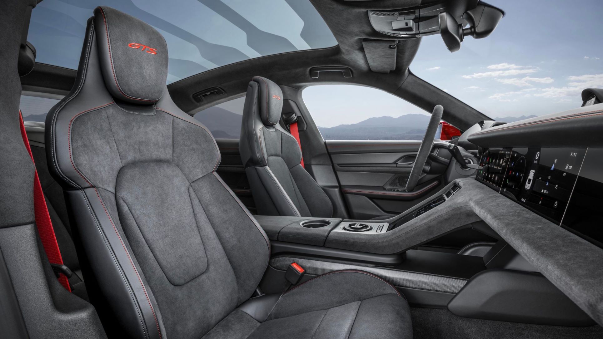 Interior of the Porsche Taycan GTS