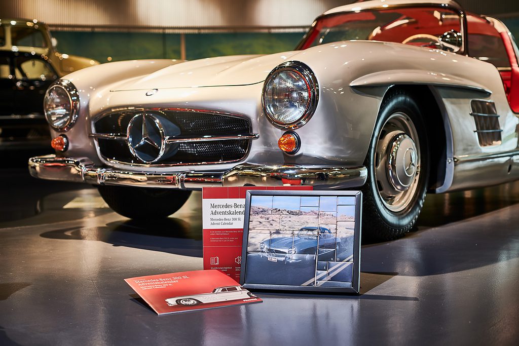 Mercedes-Benz 300SL and related Christmas gifts