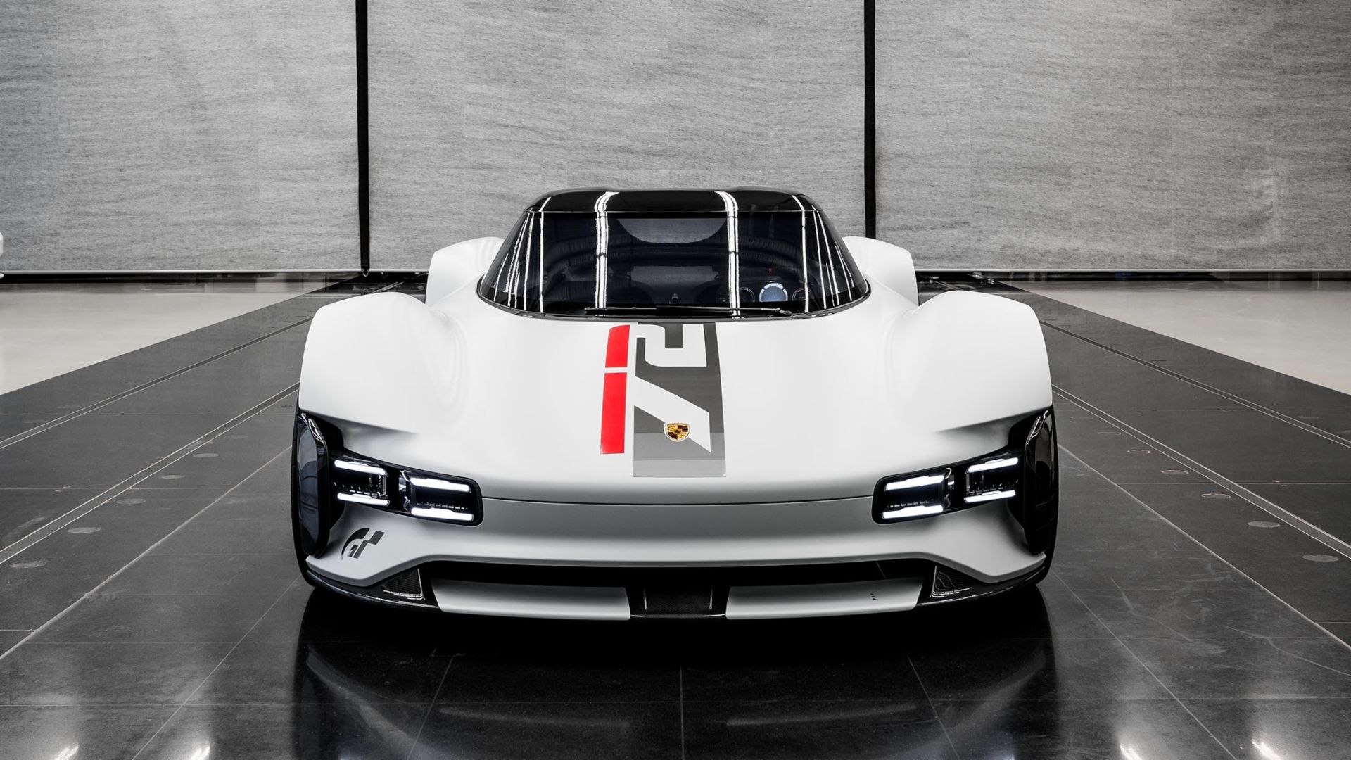 Porsche Vision Gran Turismo up front