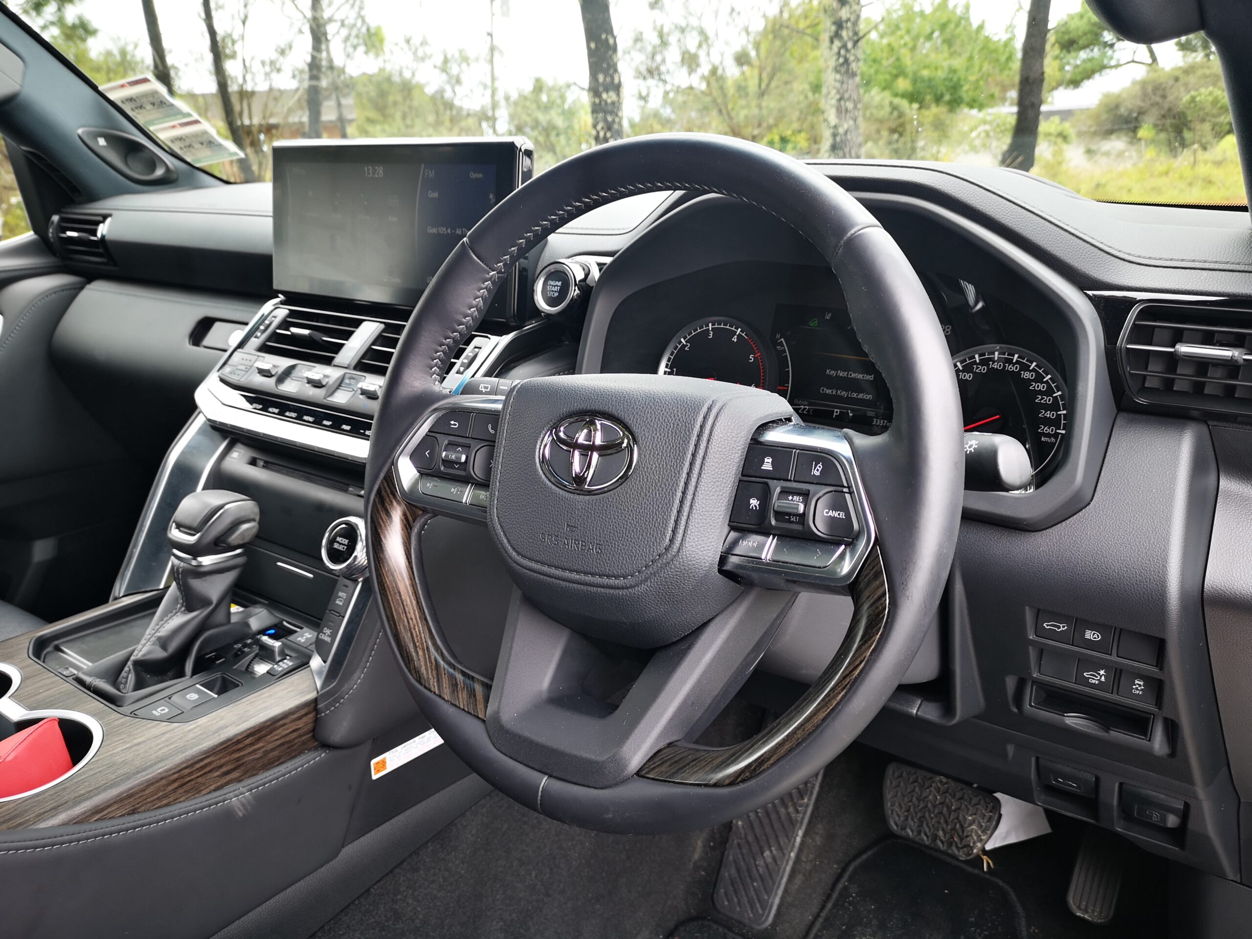 2022 Toyota Land Cruiser VX 300 Limited review NZ