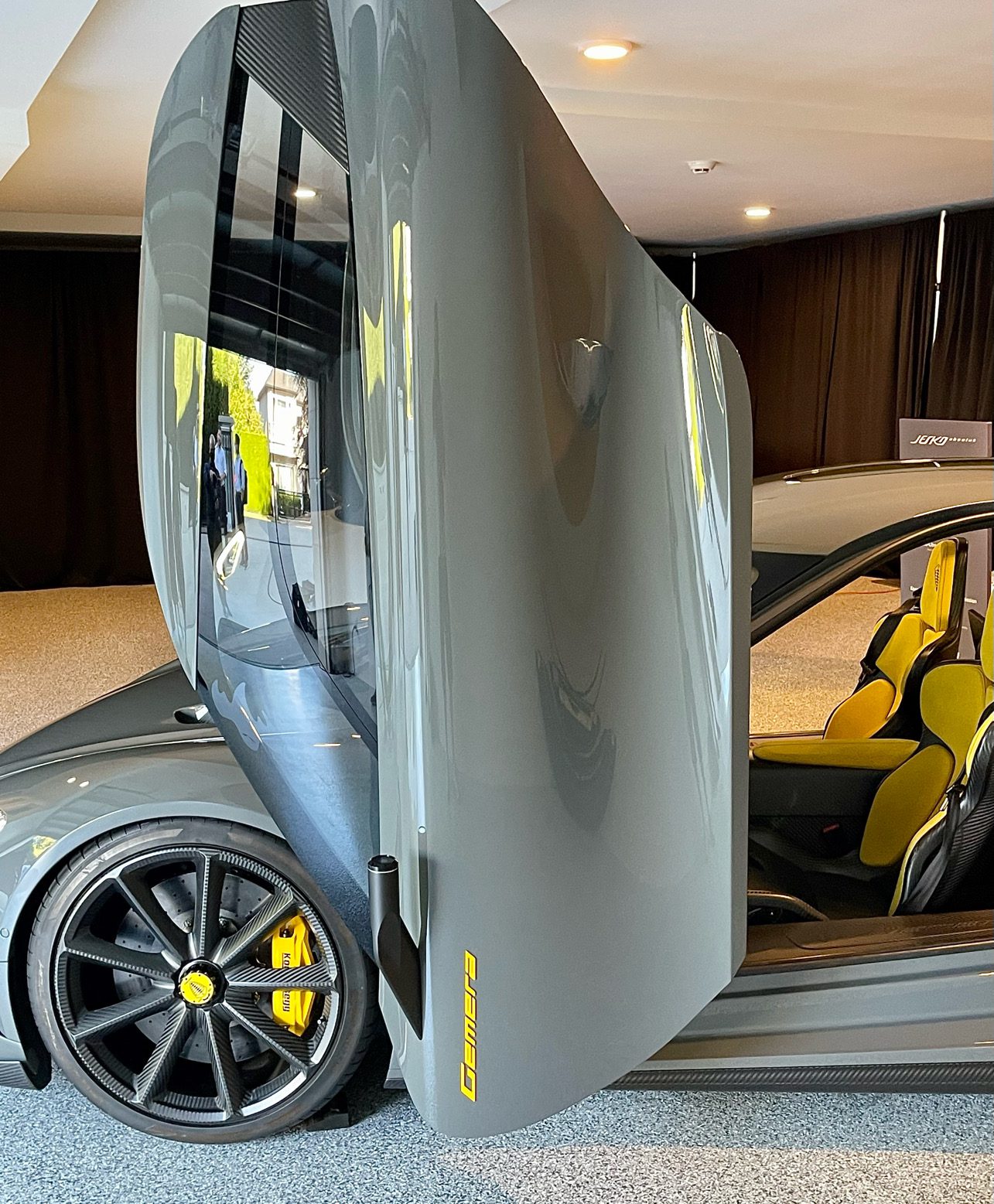 Koenigsegg's unique doors on the new Gemera