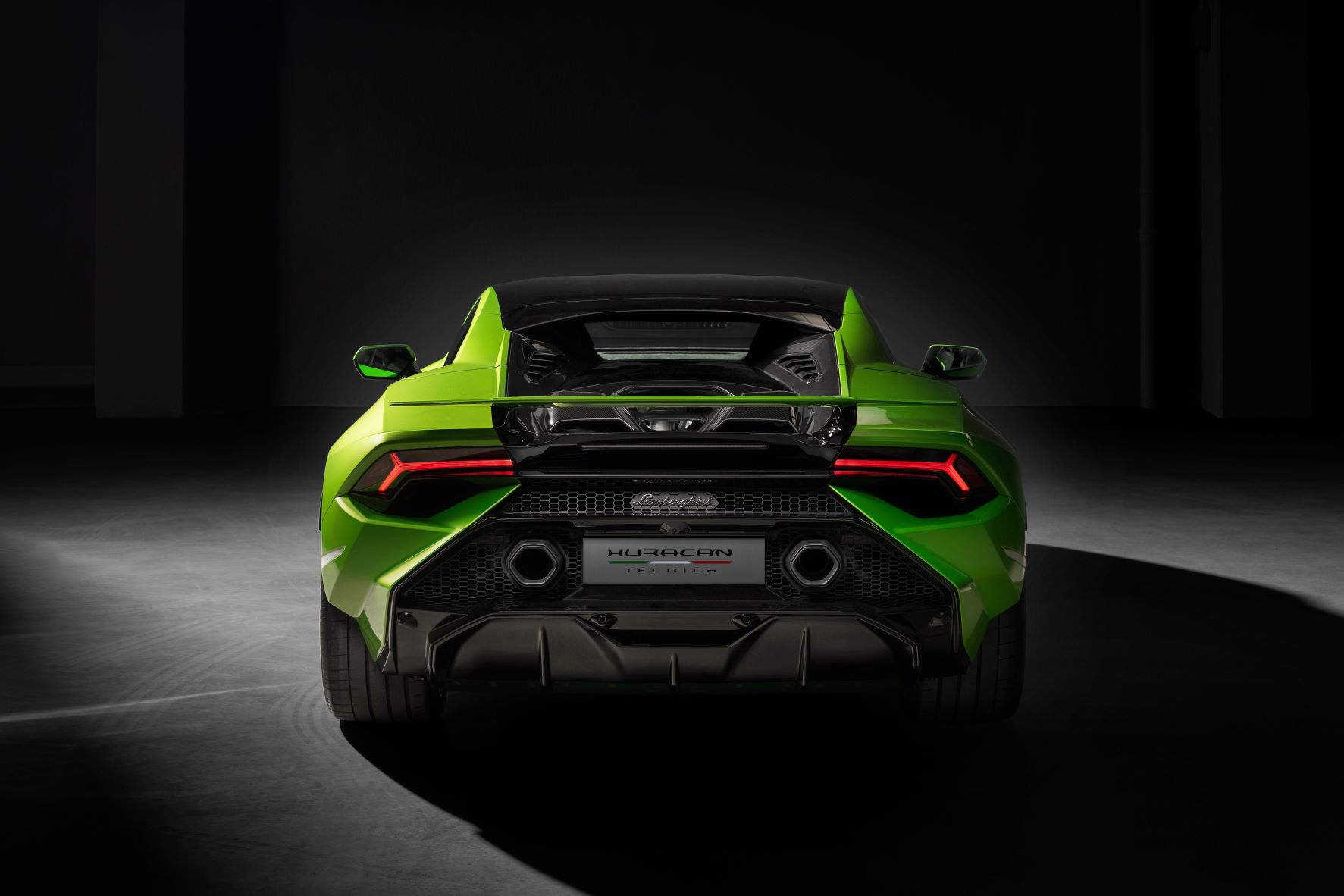 Rear view of the Lamborghini Huracan Tecnica