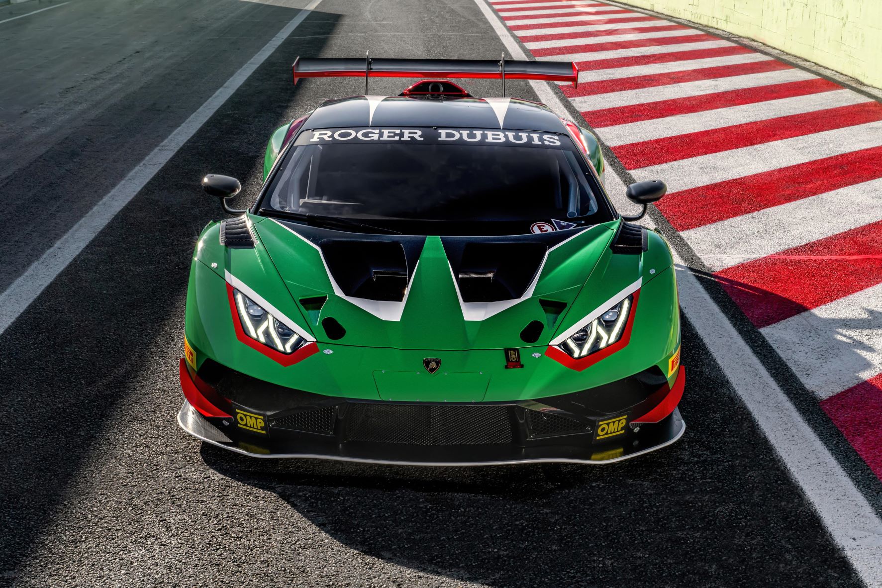 Front view of the Lamborghini Huracan GT3 EVO2