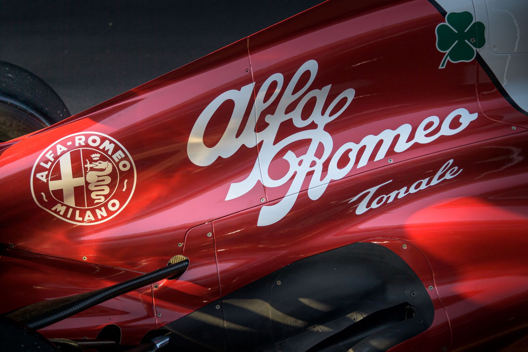 Alfa Romeo livery on the Alfa Romeo F1 team racecar