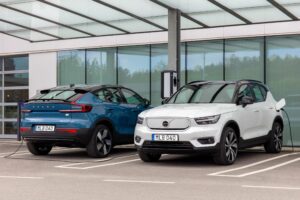 Volvo C40 and XC40 Recharge EVs side by side