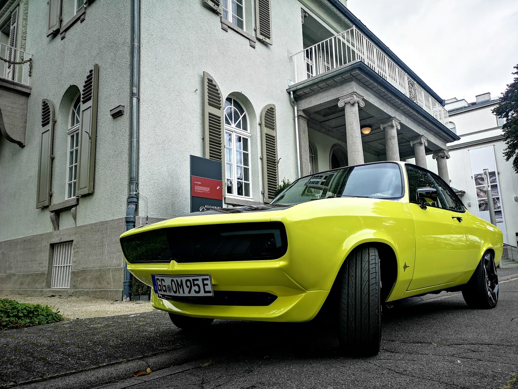 Opel Manta GSe electromod review