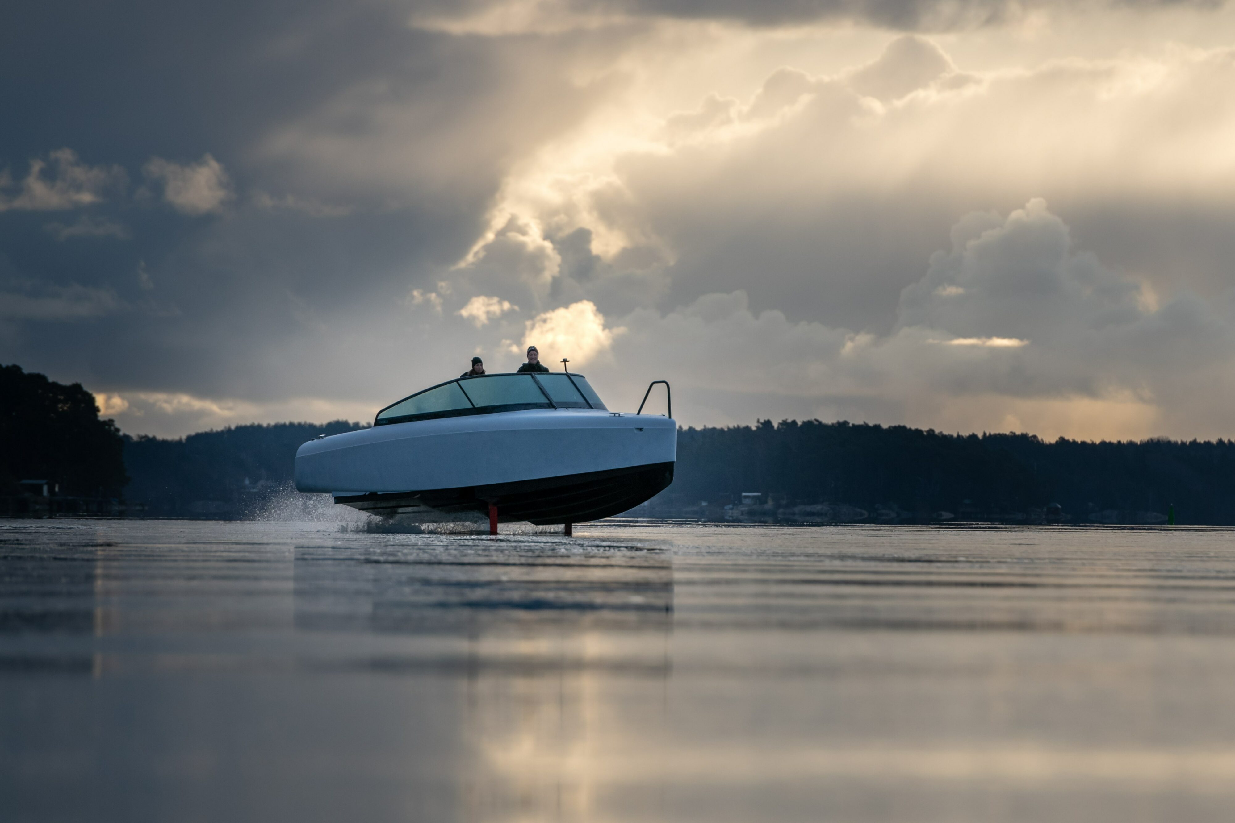 Candela Polestar hydrofoil on the water
