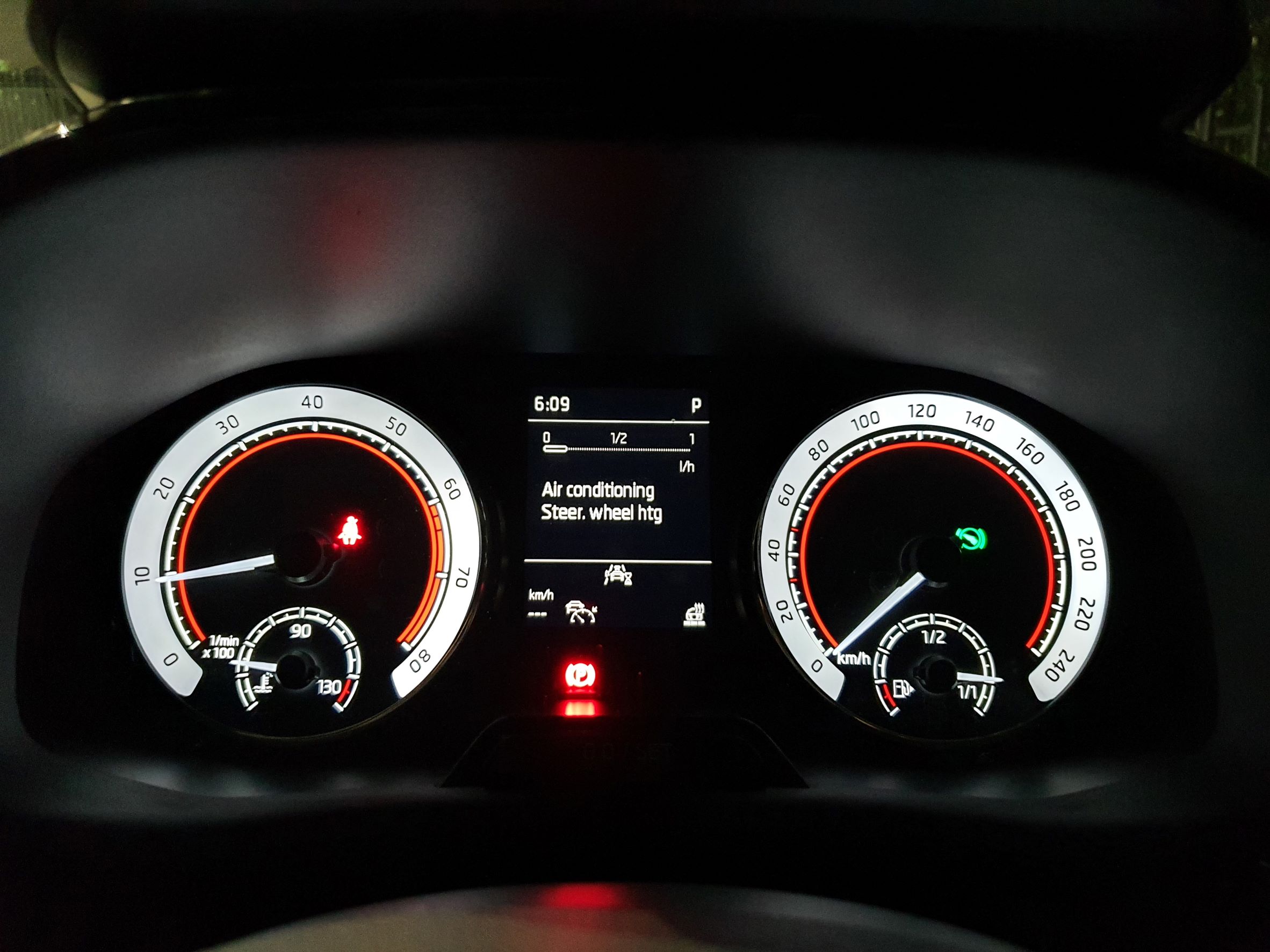 Gauge cluster on the 2022 Skoda Fabia Montecarlo