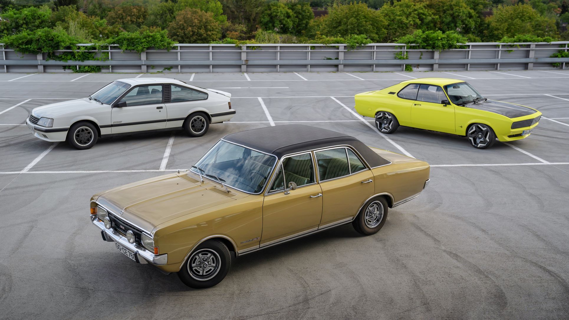 Three of the most famous Opel cars to wear the GSe logo. The Commodore GS/E, Monza GSe and Manta GSe
