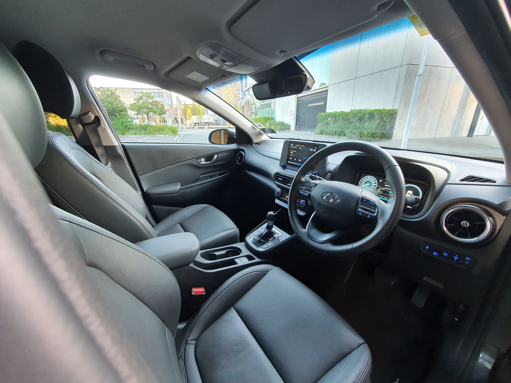 Interior view of the 2022 Hyundai Kona Hybrid