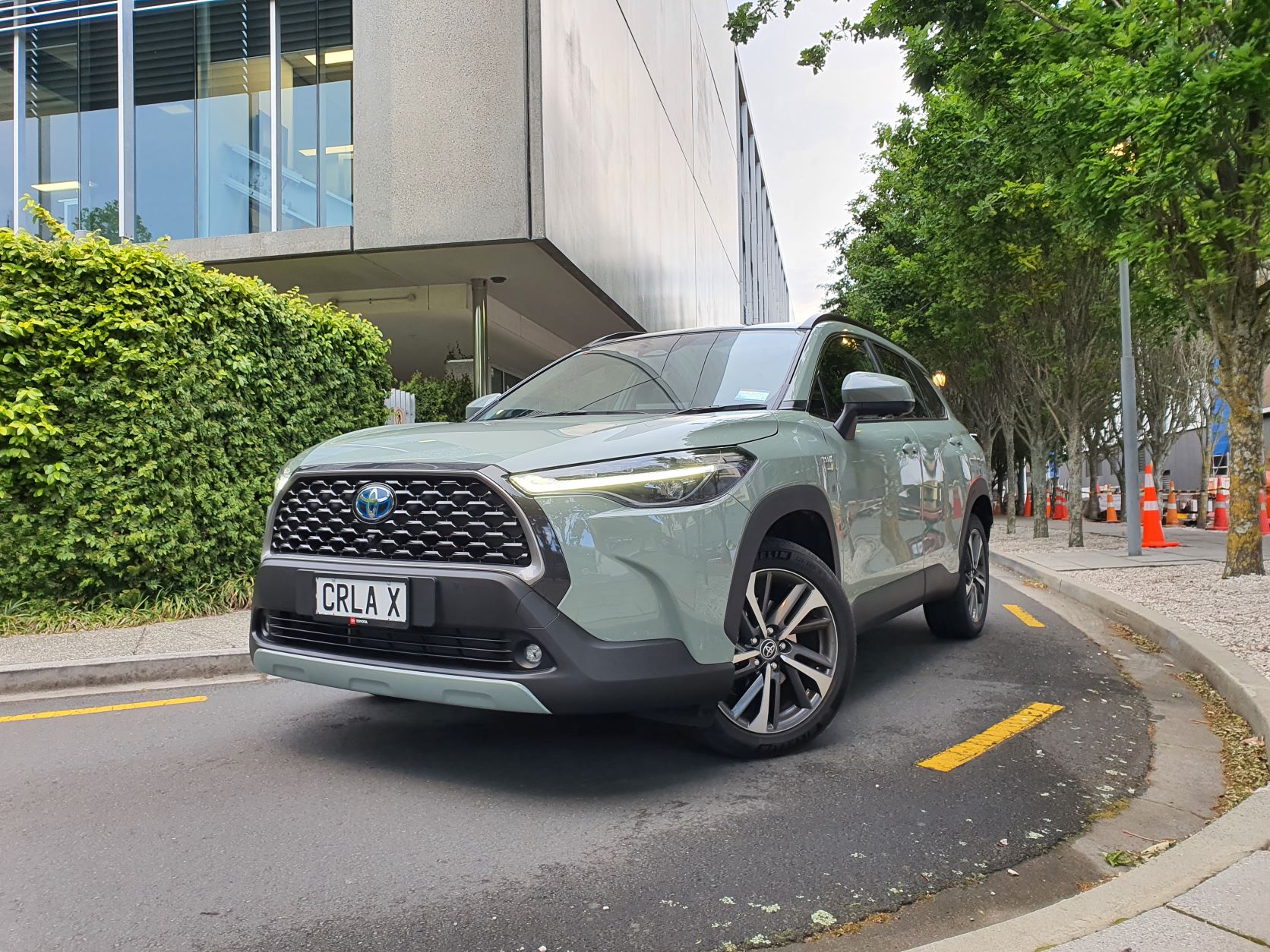 Front three quarters view of the 2022 Toyota Corolla Cross Limited Hybrid AWD E-Four