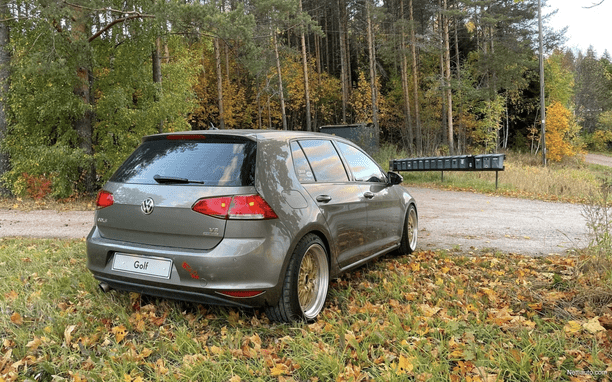Grey VW Golf