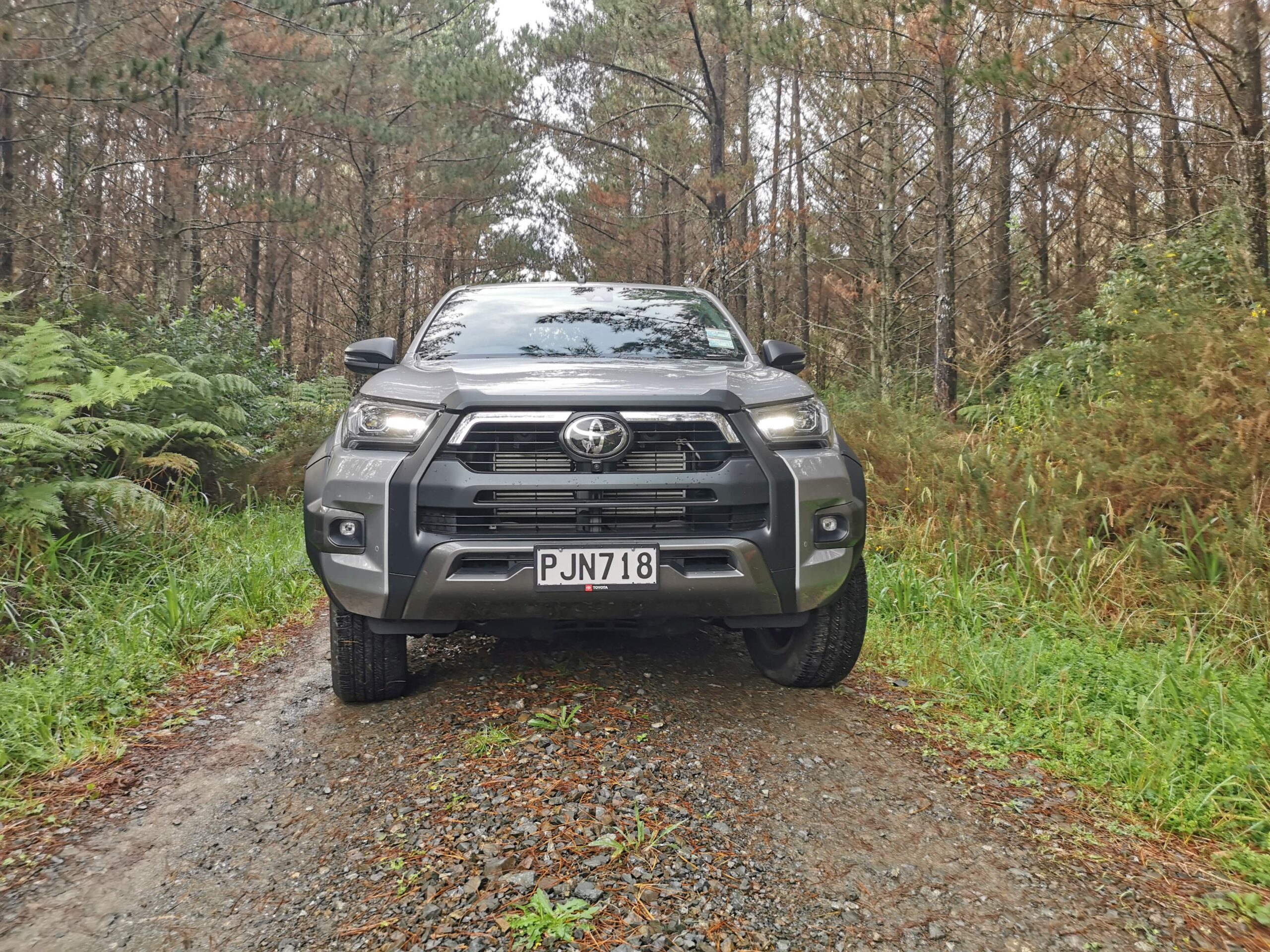 Toyota Hilux 4WD SR5 Cruiser Wide Track review NZ