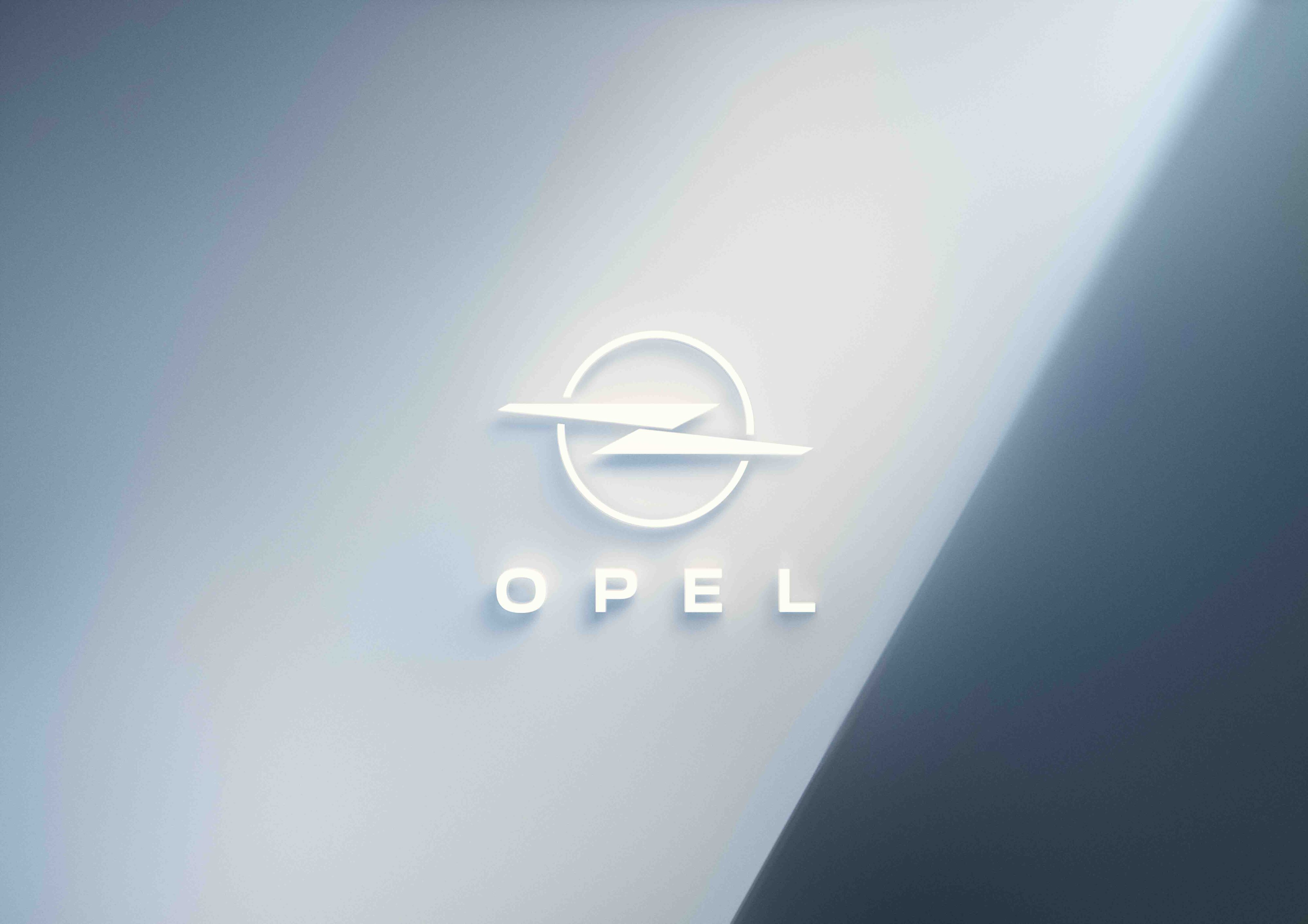 The new electrified Opel Blitz logo