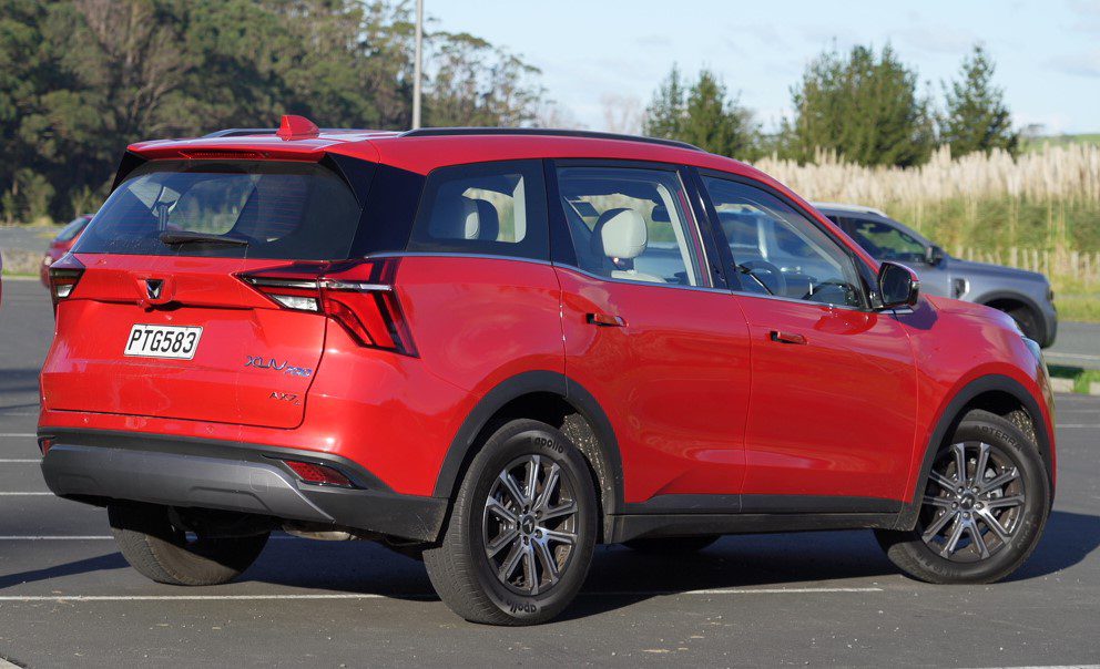 Mahindra XUV700 review NZ