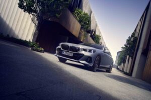 Bowers and Wilkins in new BMW 5