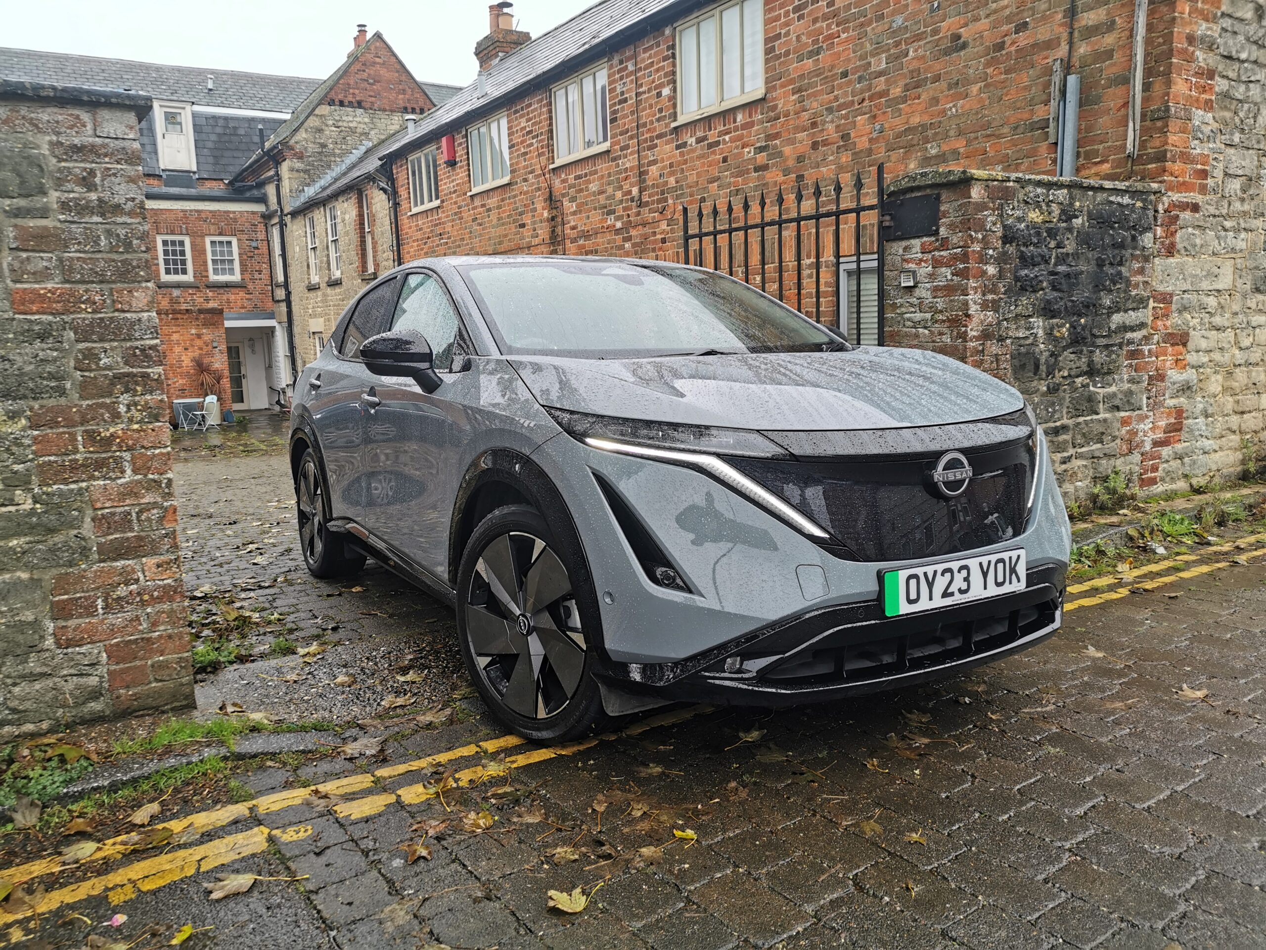 First Drive Review: Nissan Qashqai