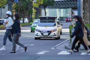 Nissan demonstrates autonomous-drive mobility