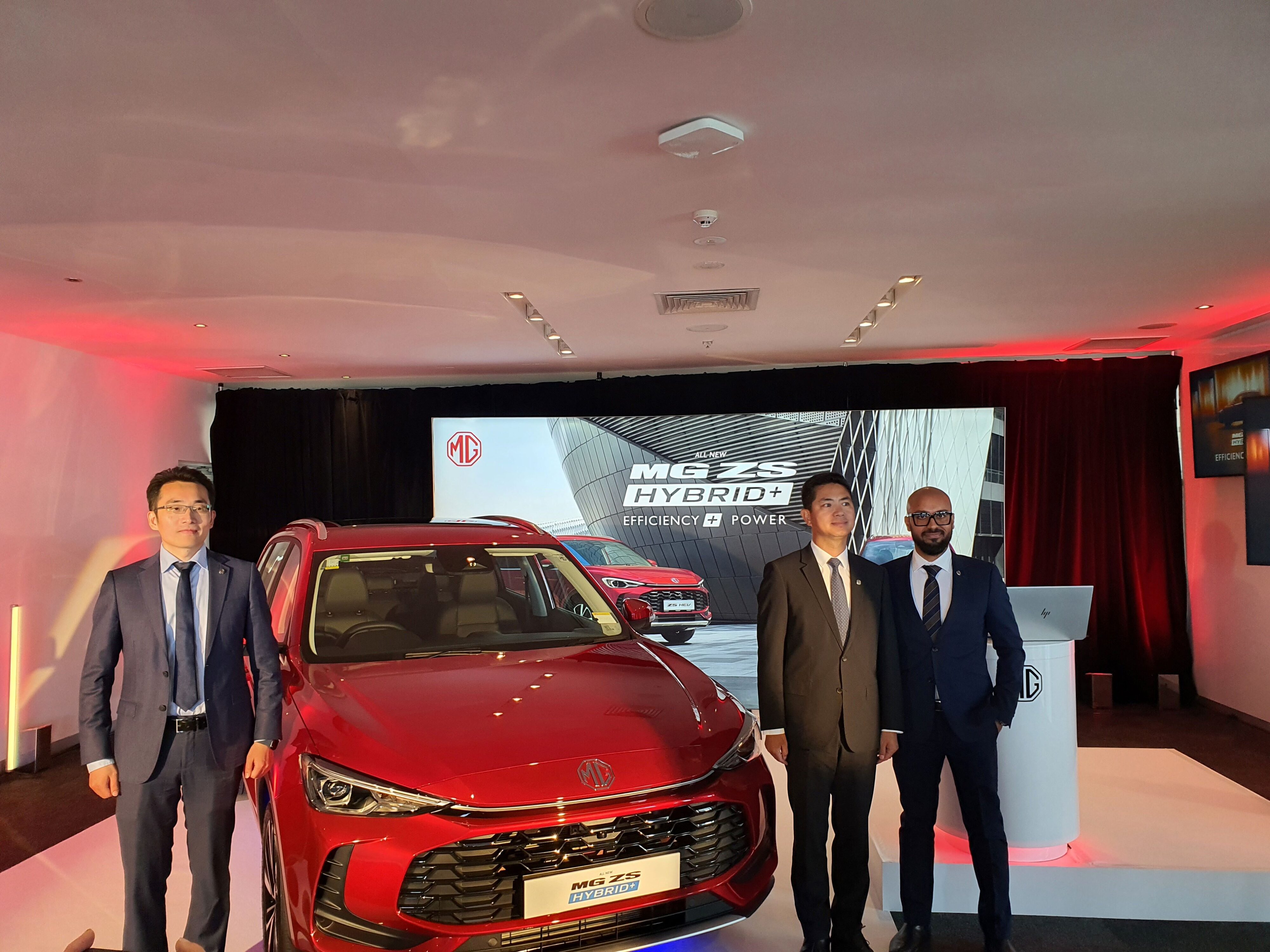 Harrie Yan, MG NZ COO, Peter Ciao, MG AU NZ CEO and AK, MG AU NZ Head of Product pictured with the new ZS Hybrid +.