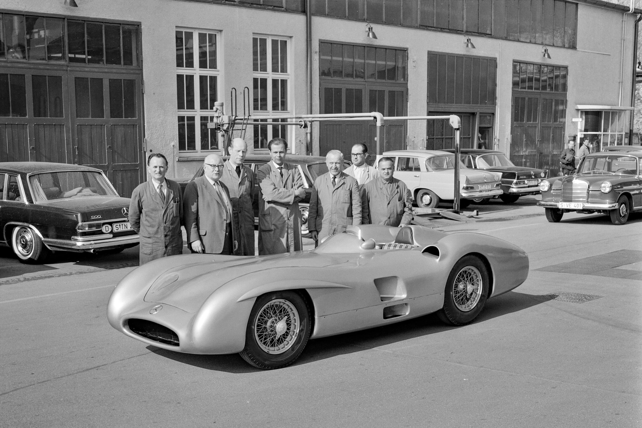 A Mercedes-Benz W 196 R Just Became the Most Valuable Grand Prix Racing Car Ever Sold
