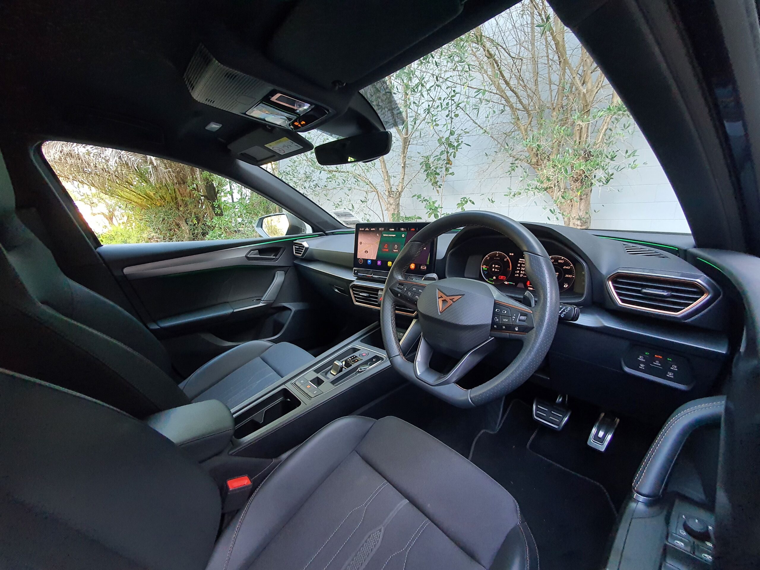 Interior view of a 2024 Cupra Leon V Sportstourer e-HYBRID.