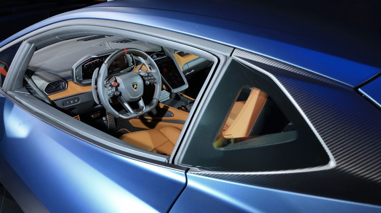 Lamborghini Temerario - Turbocharged Chaos and the Dawn of a New Era