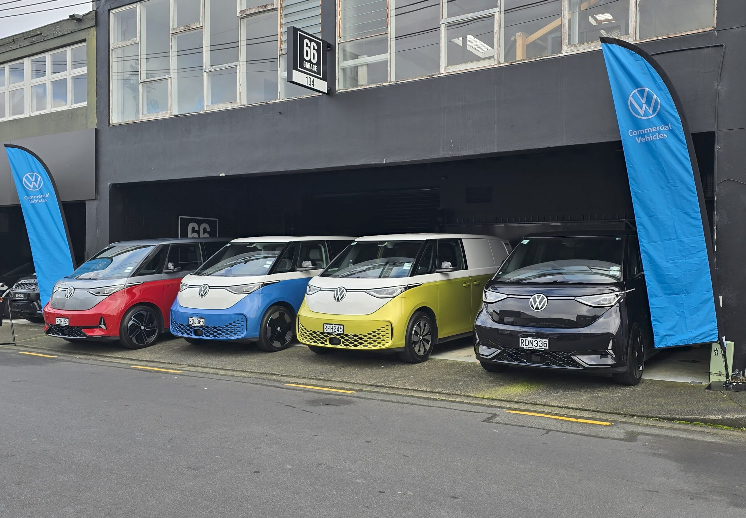 ID.Buzz First Drive - A New Electric Icon with an Old Soul