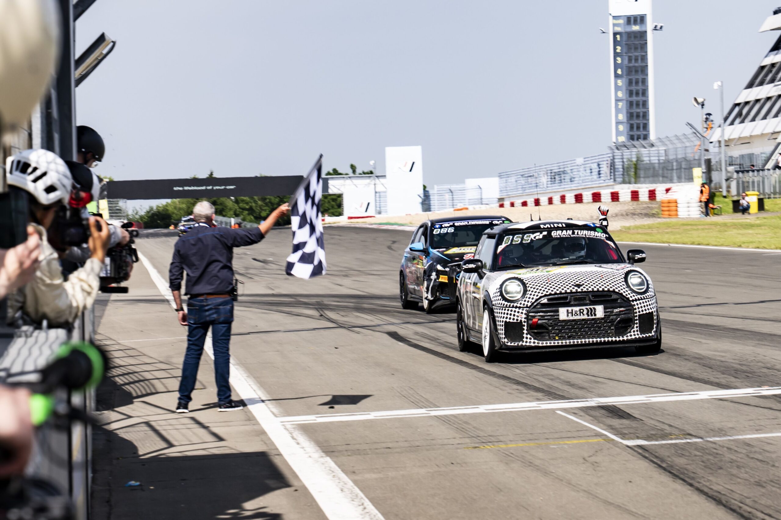 MINI and Bulldog Racing Conquer the Green Hell with a Podium Finish
