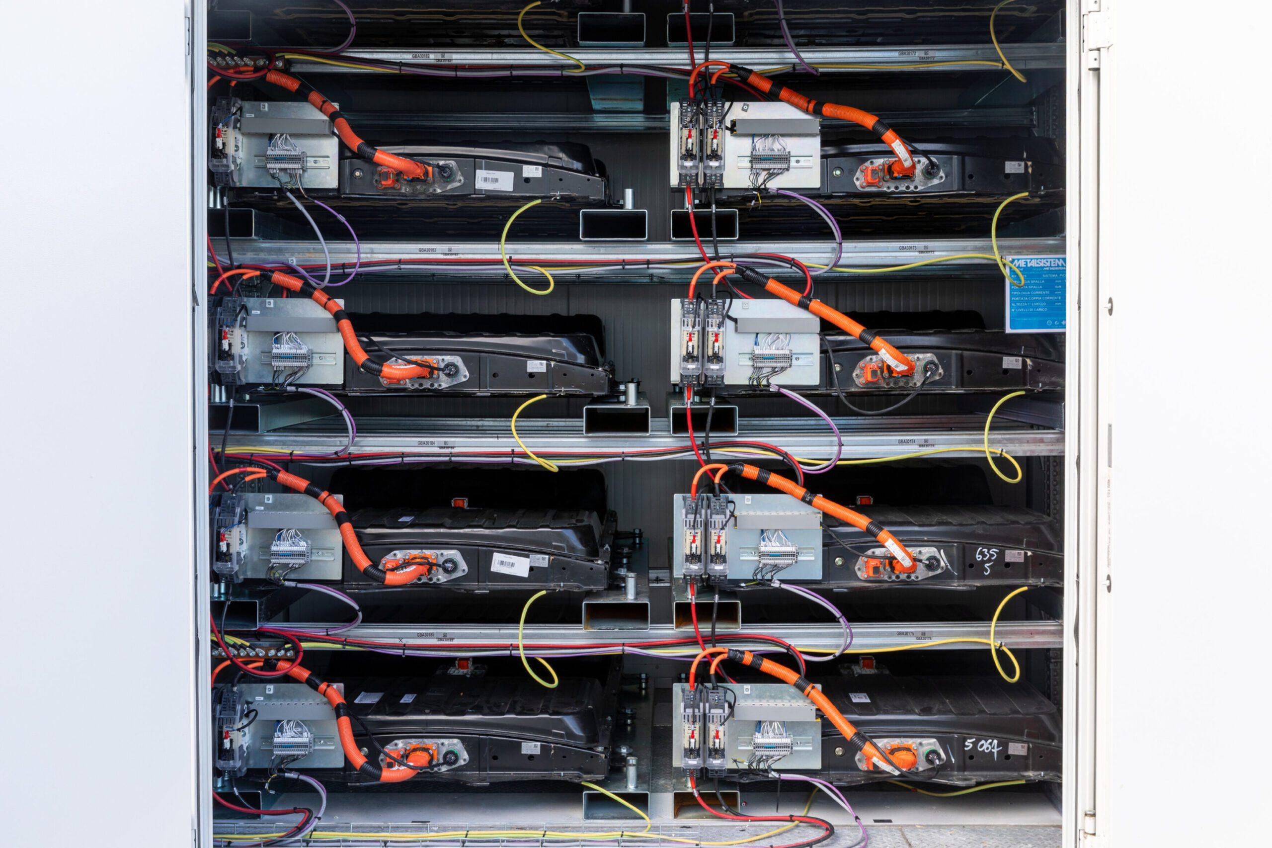 Nissan LEAF Batteries Are Powering a New Age at Rome’s Fiumicino Airport