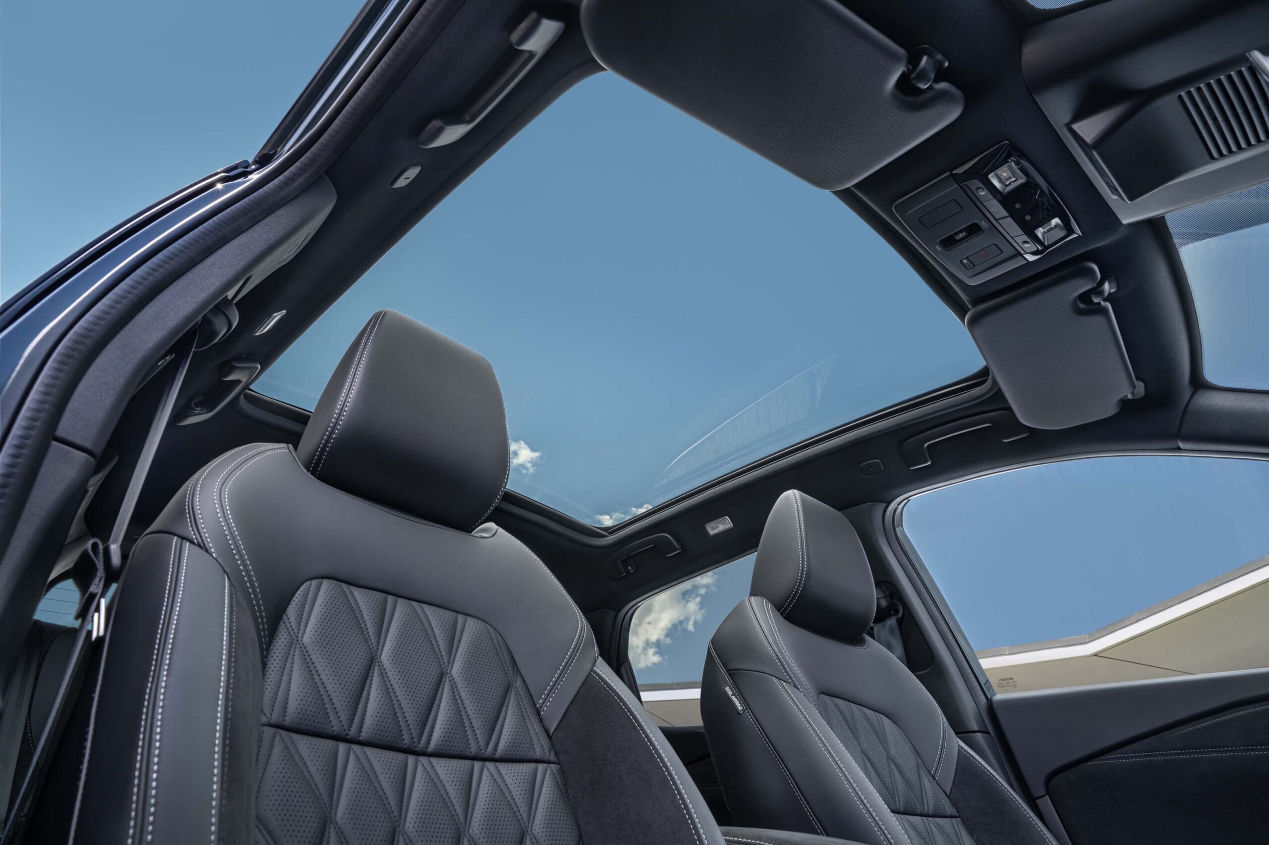 Nissan's New e-POWER - The Plug-free EV Experience