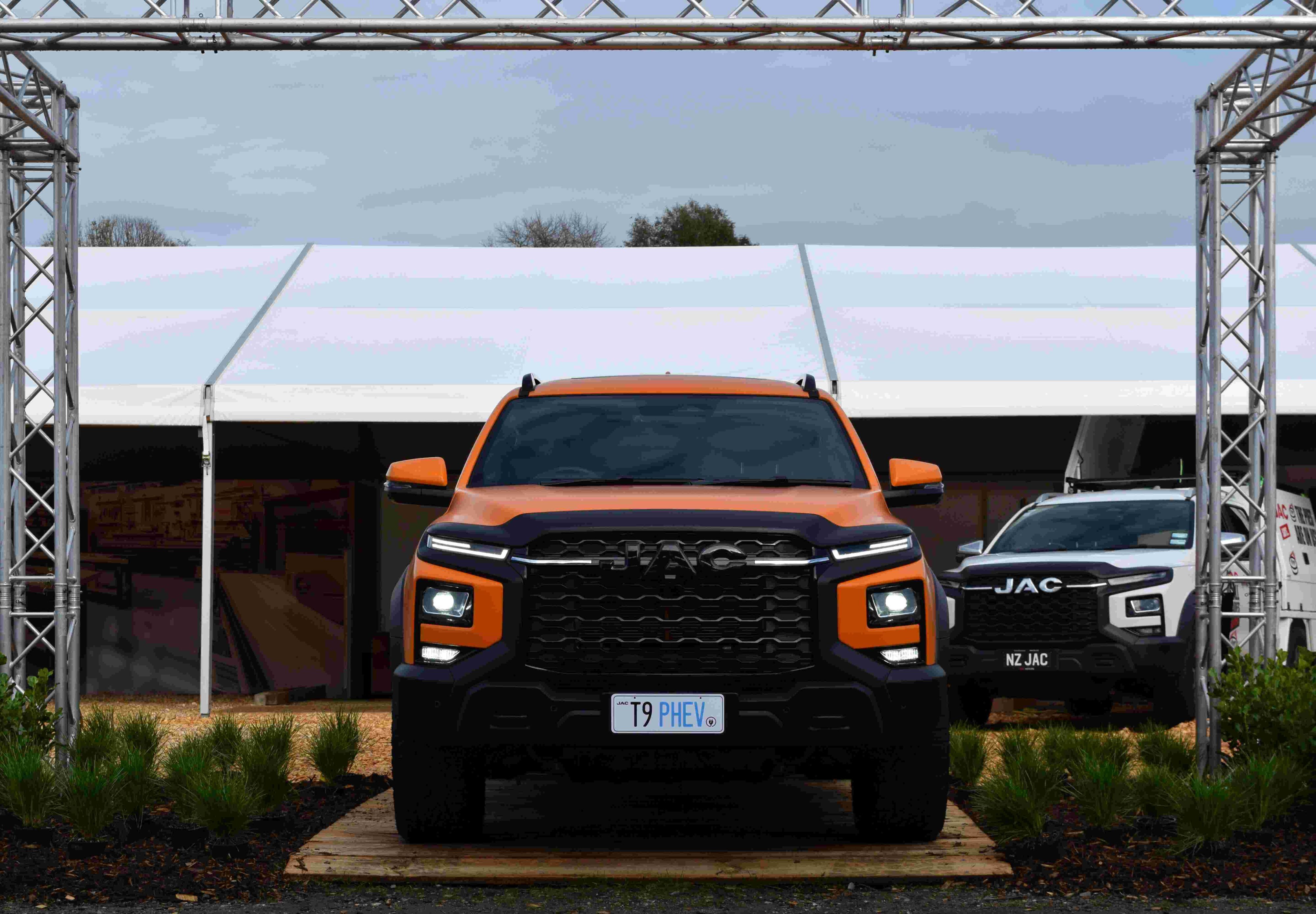 JAC'd up 1000Nm PHEV ute to attend Fieldays