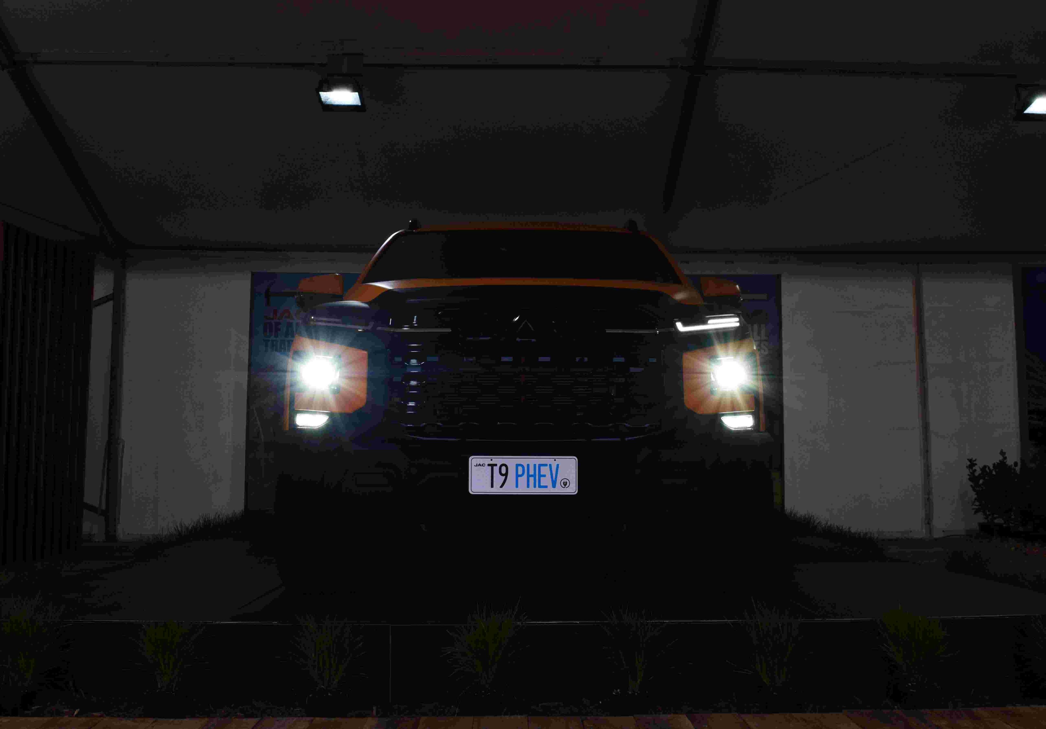 JAC'd up 1000Nm PHEV ute to attend Fieldays