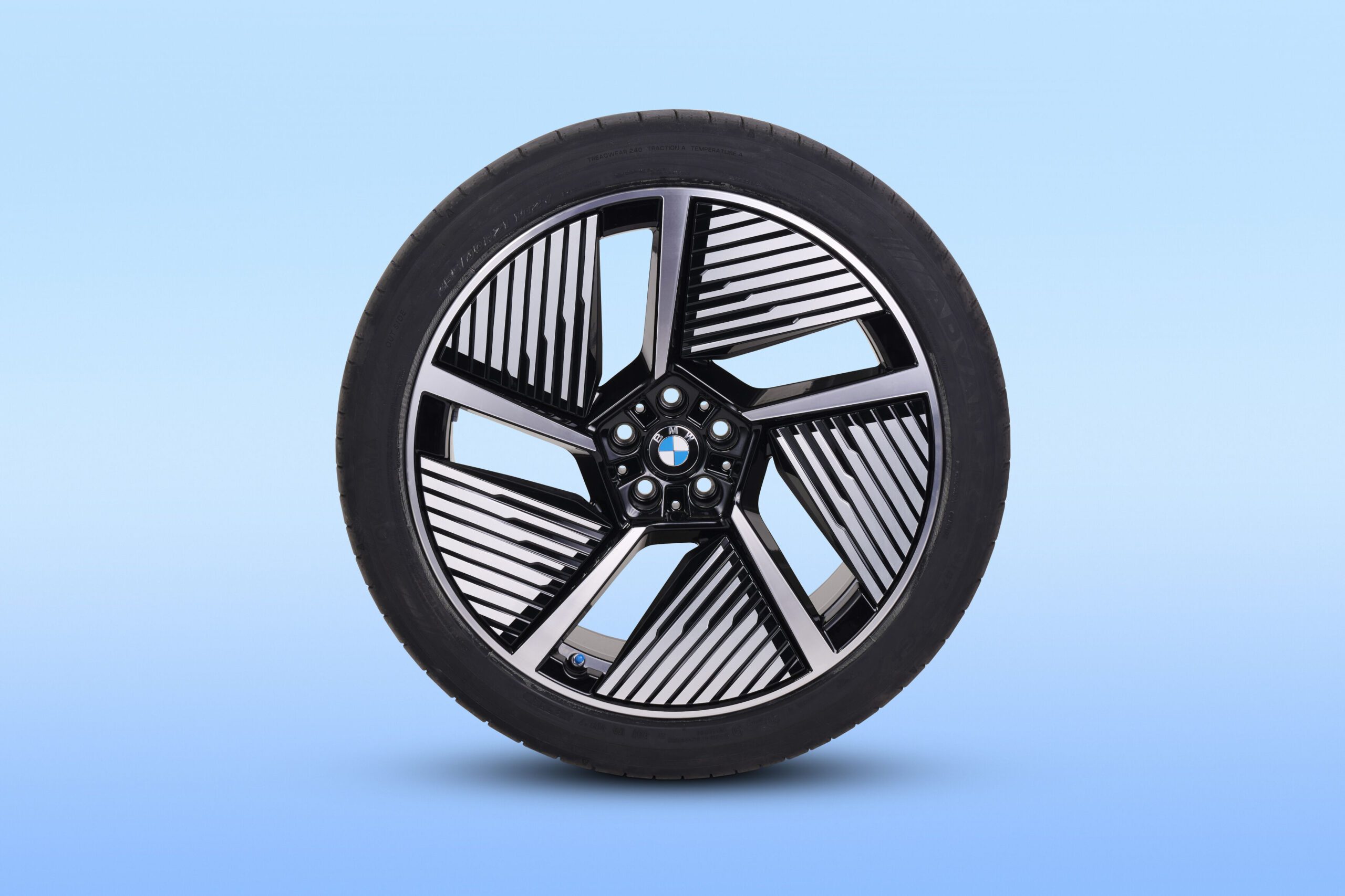 BMW's Green Revolution - Why The 'Neue Klasse' iX3 Is More Than Just Another EV