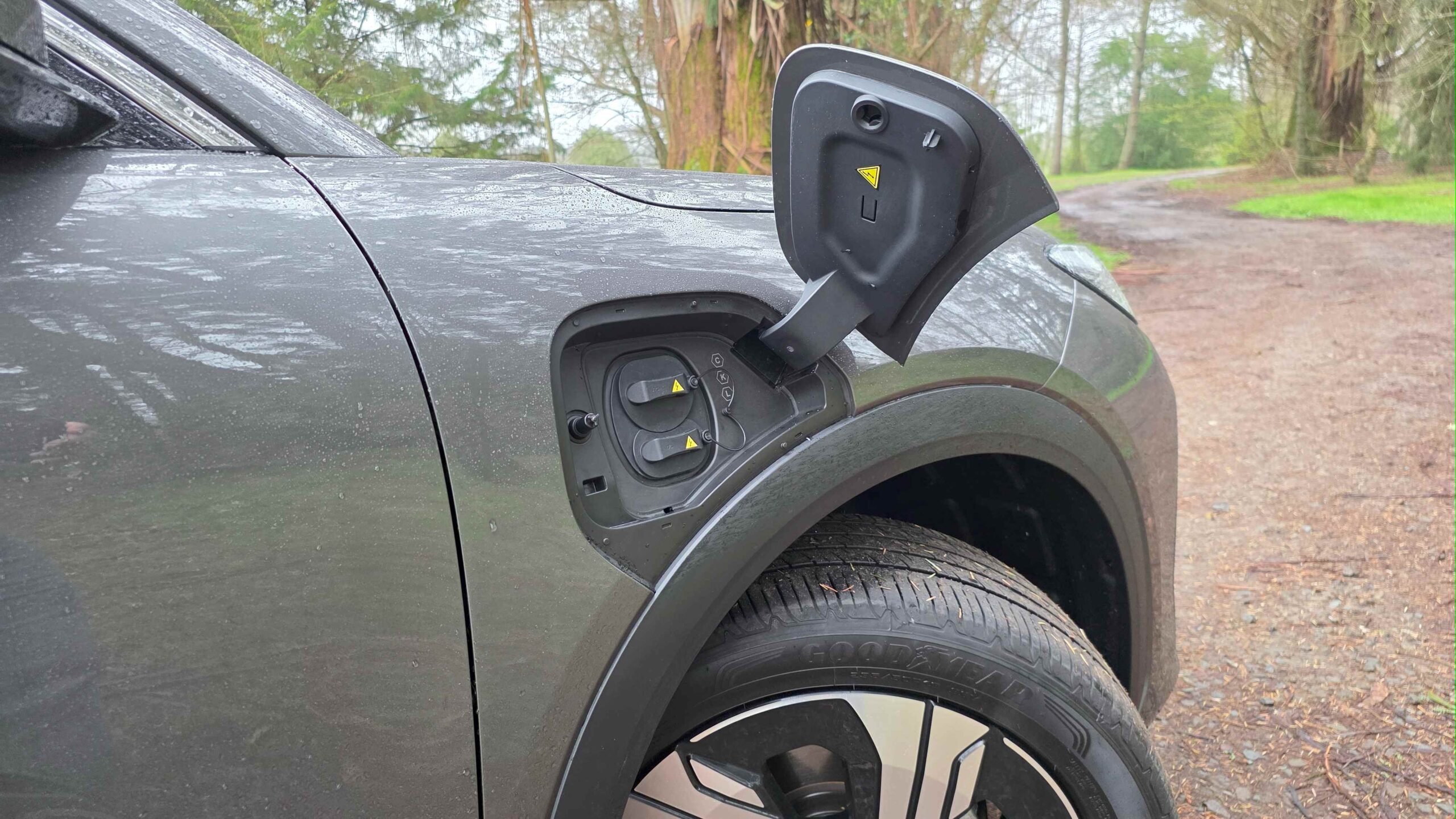 OMGeely - first drive of Geely’s new Riddara Ute, EX5 EV and Starray EM-i