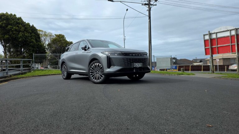 Omoda 9 SHS Review - The Frugal yet Fancy, Family SUV